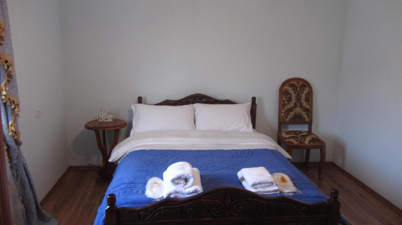 Blue Guest House Samtredia المظهر الخارجي الصورة