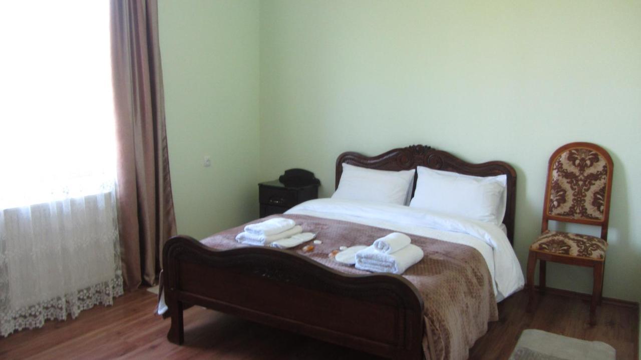 Blue Guest House Samtredia المظهر الخارجي الصورة
