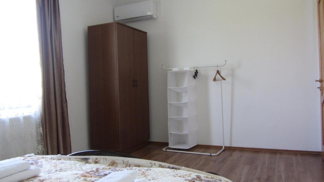 Blue Guest House Samtredia المظهر الخارجي الصورة